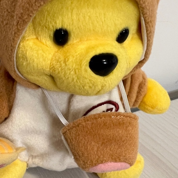 Vintage 2007 Year of the Boar  Winnie the Pooh - Picture 5 of 5